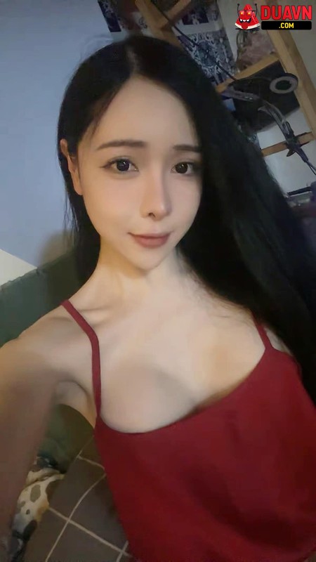 Linh An Ladyboy – Bú cu xong địt luôn bạn trai