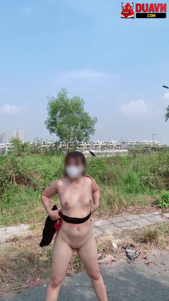 myhanh2000 – Mông to thích phô dâm – Phần 2