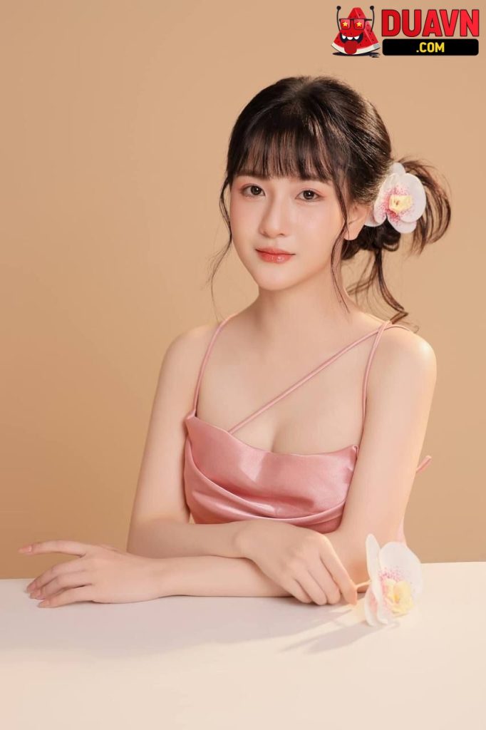 Như Huỳnh – Gái xinh lộ clip call sex