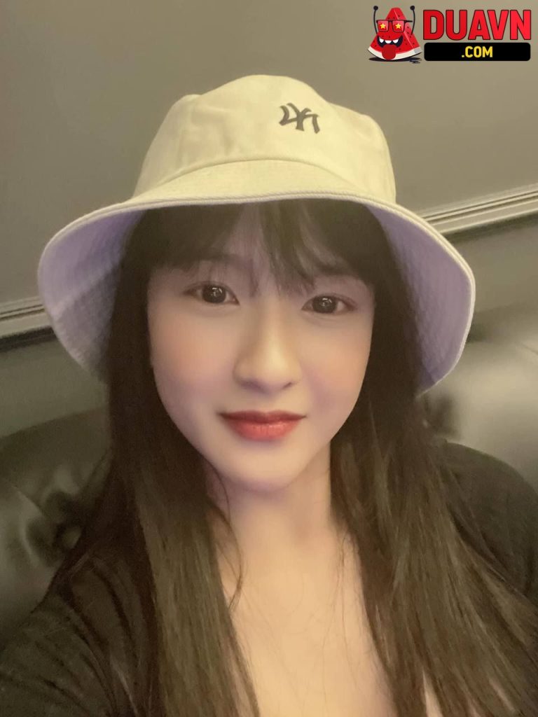 Như Huỳnh – Gái xinh lộ clip call sex