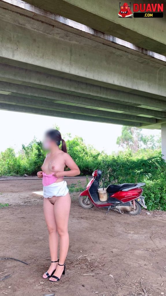 myhanh2000 – Mông to thích phô dâm – Phần 2