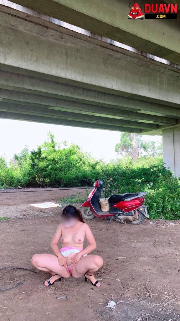 myhanh2000 – Mông to thích phô dâm – Phần 2