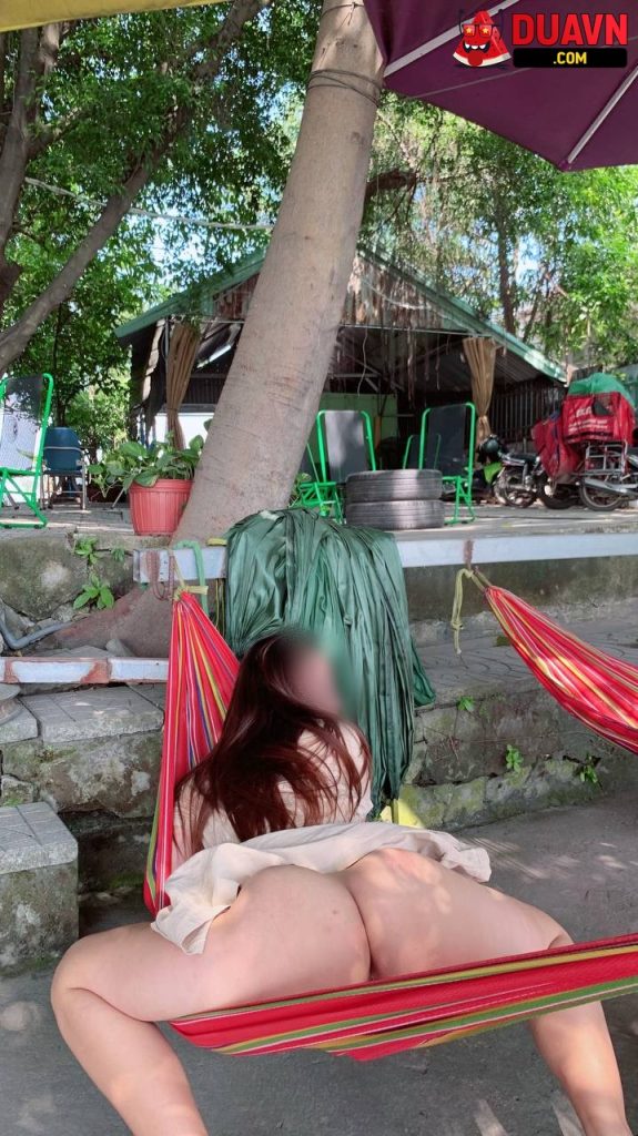 myhanh2000 – Mông to thích phô dâm – Phần 2