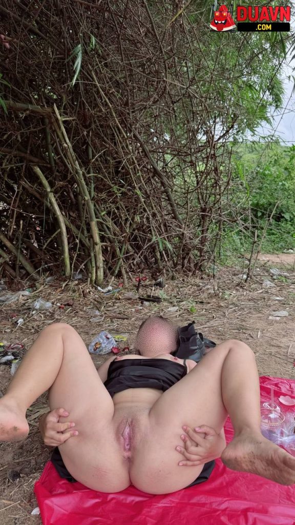 myhanh2000 – Mông to thích phô dâm – Phần 2