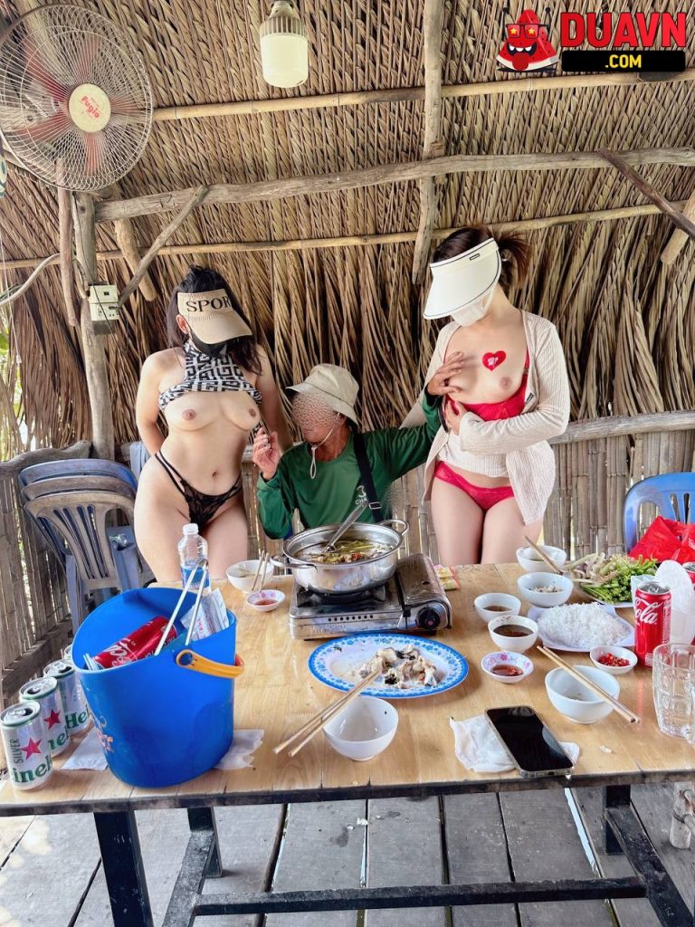 myhanh2000 – Mông to thích phô dâm – Phần 2