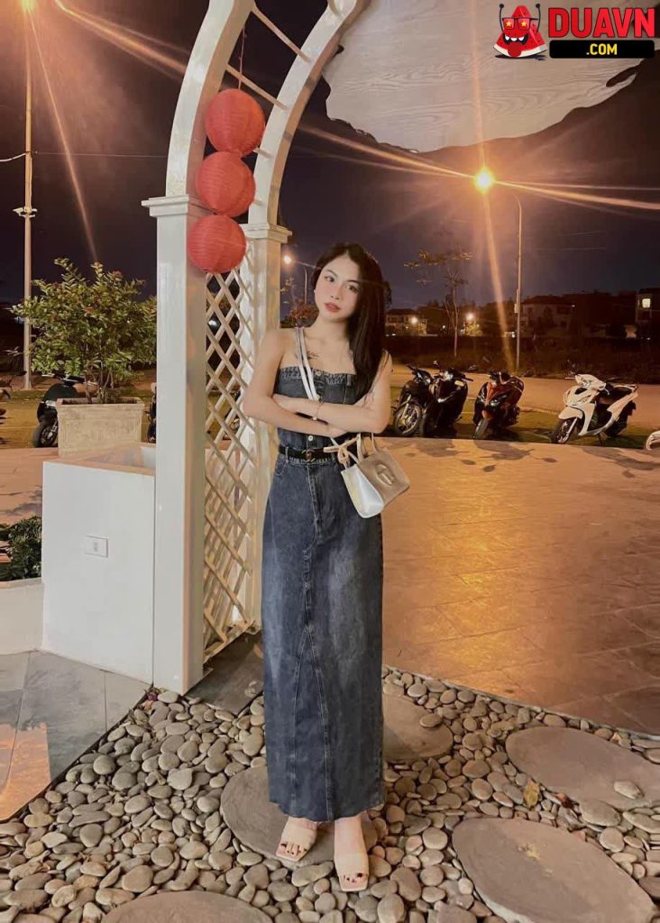 Nguyễn Võ Phượng – Địt em sướng đến ngất