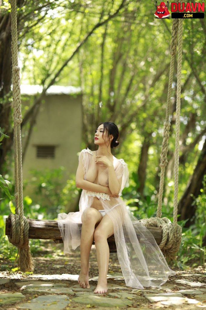 Hậu trường chụp ảnh mẫu nude (nhiều mẫu)