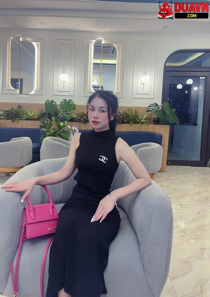 Nguyễn Võ Phượng – Địt em sướng đến ngất
