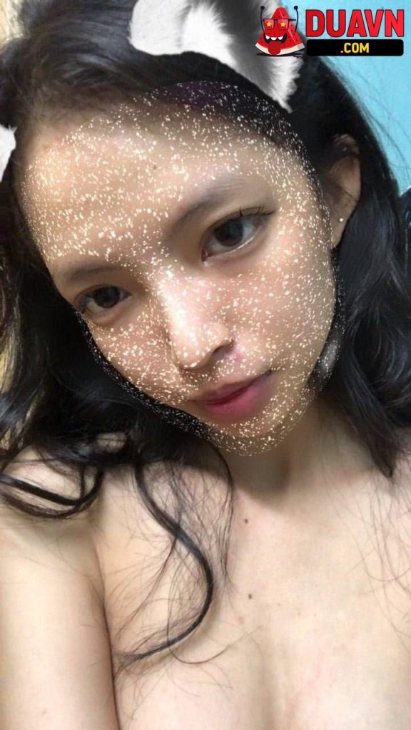 Huỳnh Dương Nhã My – múi mít trắng trẻo lộ clip với bạn trai