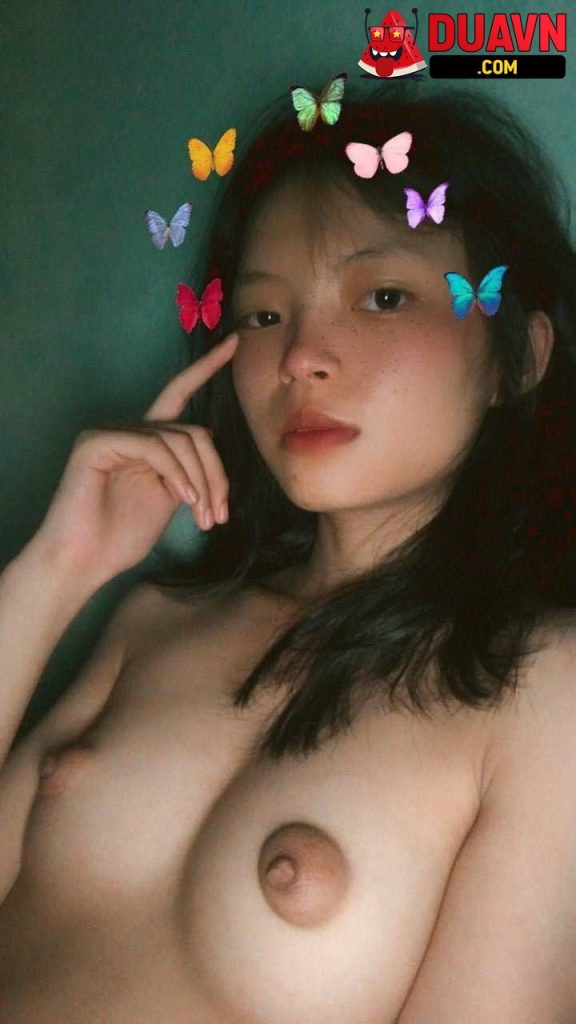 Huỳnh Dương Nhã My – múi mít trắng trẻo lộ clip với bạn trai