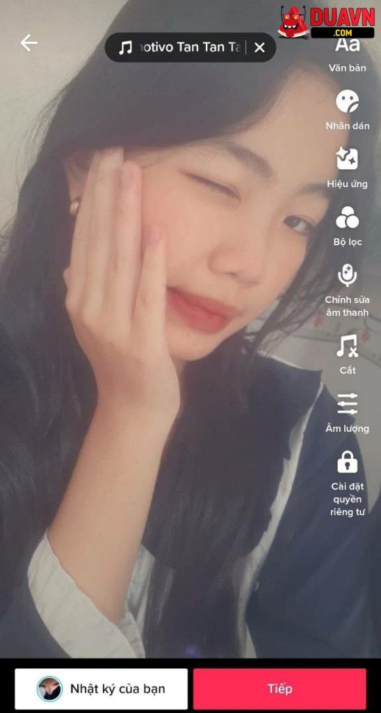 Vỏ ngoài ngây thơ nhưng ai ngờ là thiên thần dâm đãng