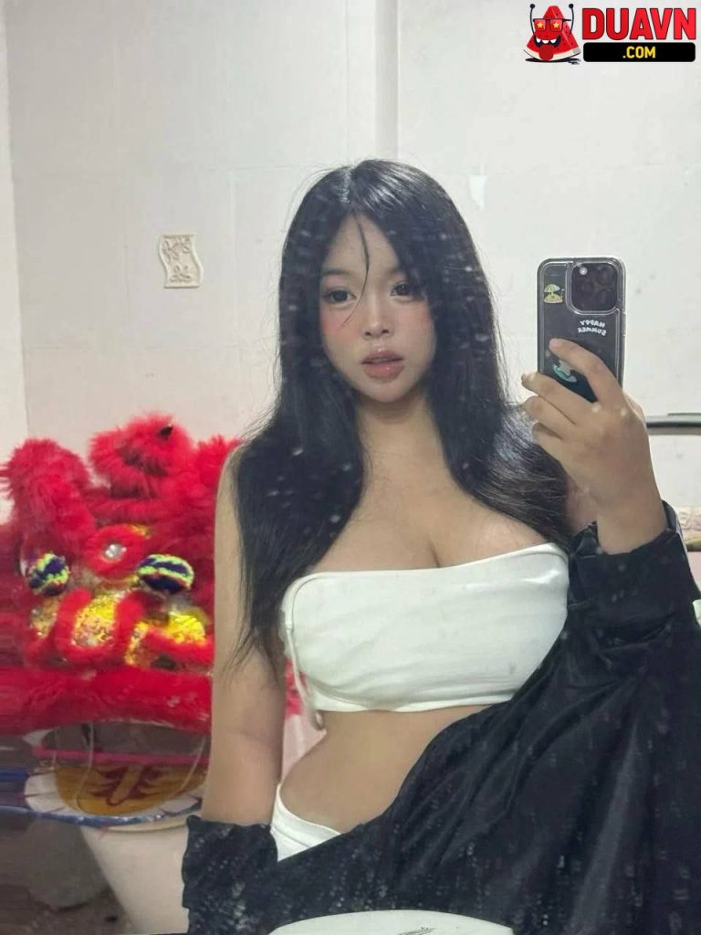 Thanh Thảo – conbopeo – Gái dâm vú to lộ clip thủ dâm