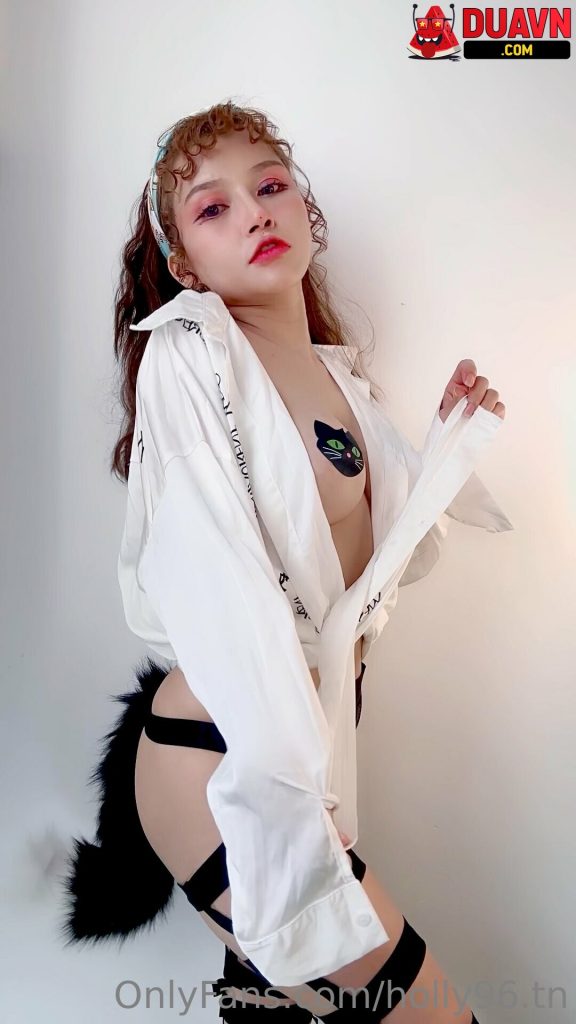 holly96.tn – Em xinh dâm leak OnlyFans
