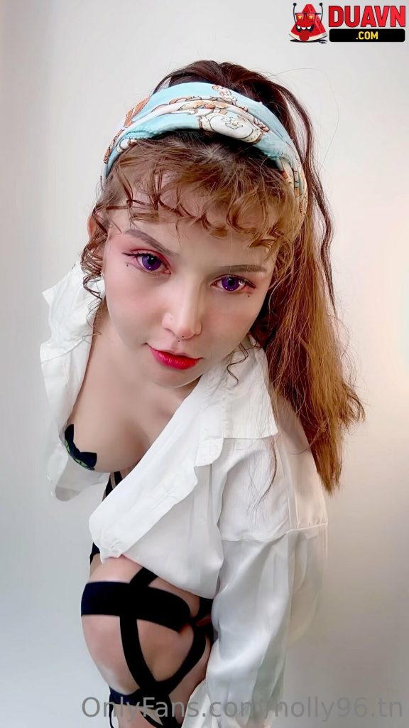 holly96.tn – Em xinh dâm leak OnlyFans