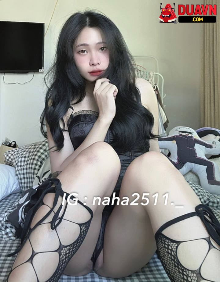 Nhật Hạ IG – Em gái với độ dâm vô đối