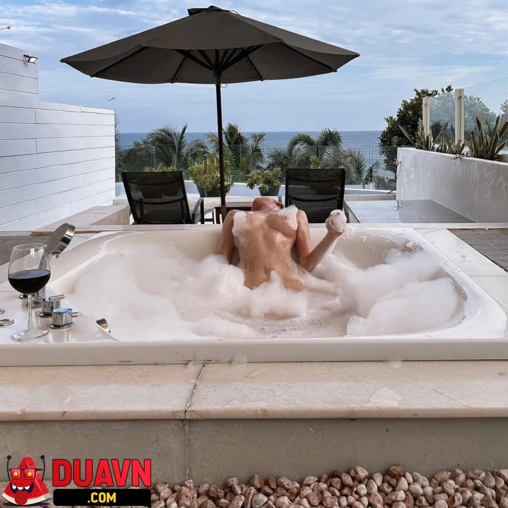 Hot IG isabella.611 – Mặt dâm dáng ngon