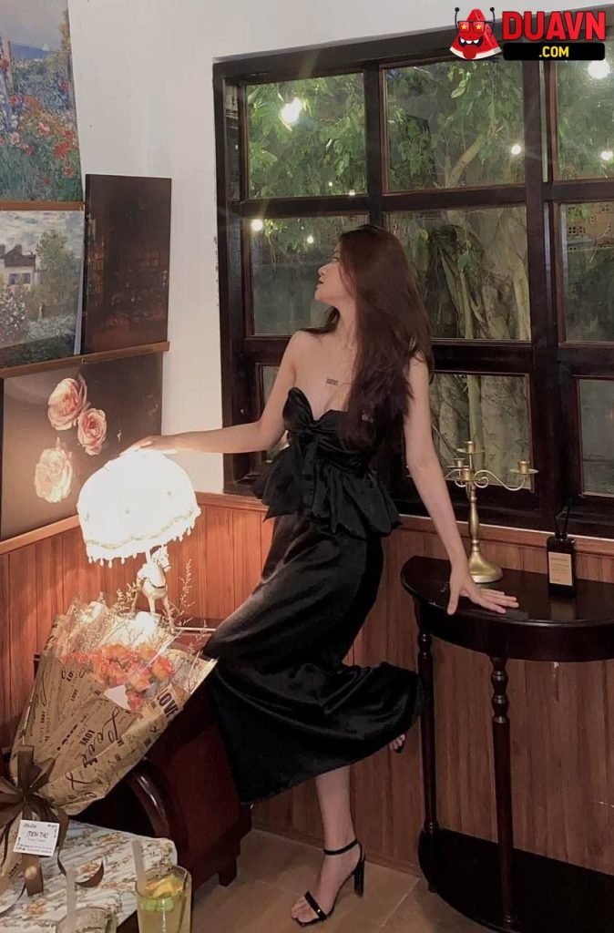 Em chân dài lên đỉnh với bạn trai