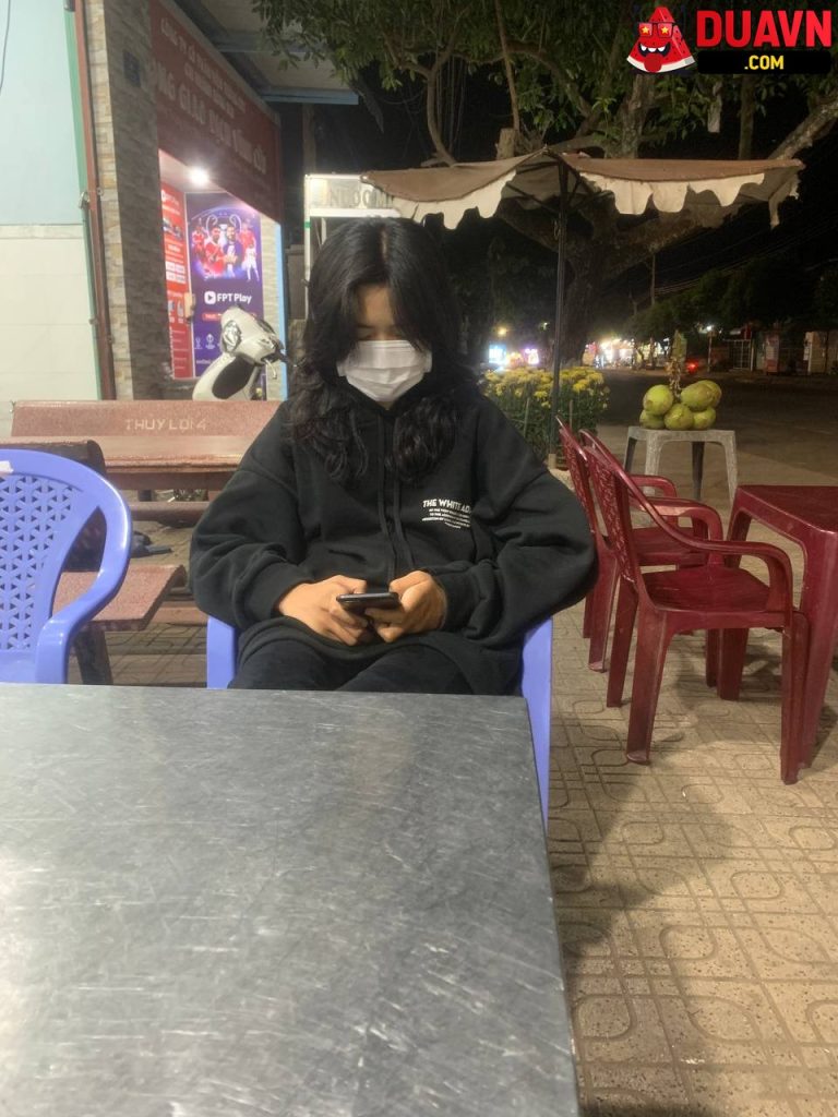 Chicma666 – Thanh niên toàn húp hàng non