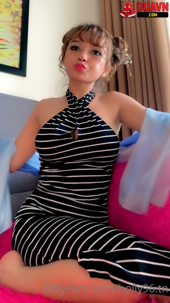 holly96.tn – Em xinh dâm leak OnlyFans