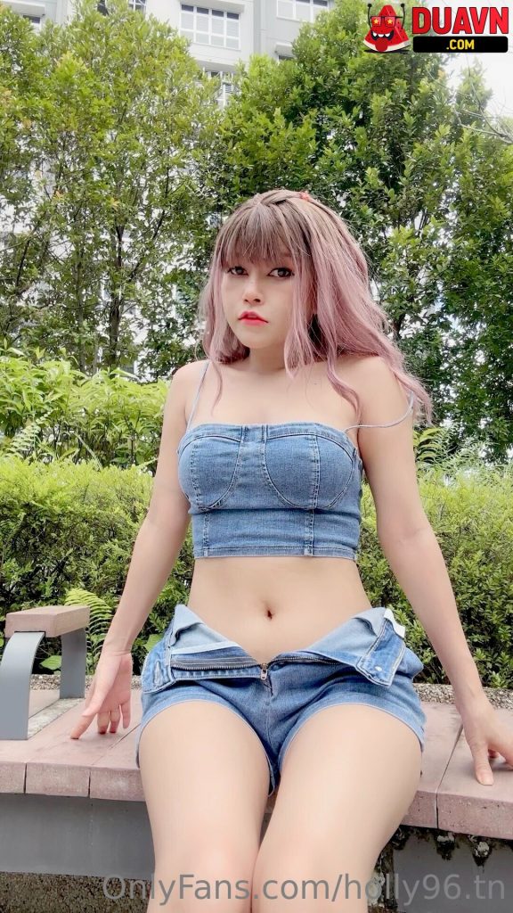holly96.tn – Em xinh dâm leak OnlyFans