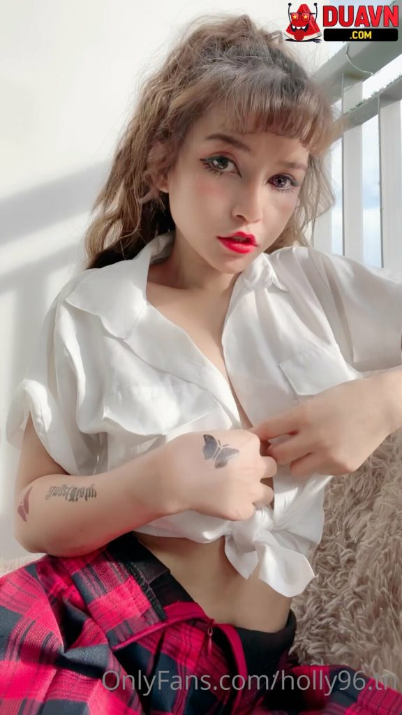 holly96.tn – Em xinh dâm leak OnlyFans