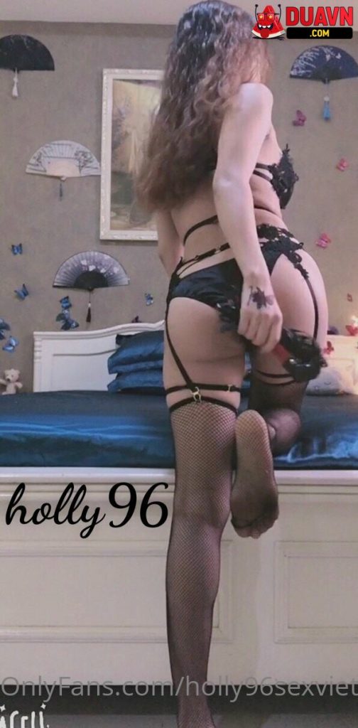 holly96.tn – Em xinh dâm leak OnlyFans