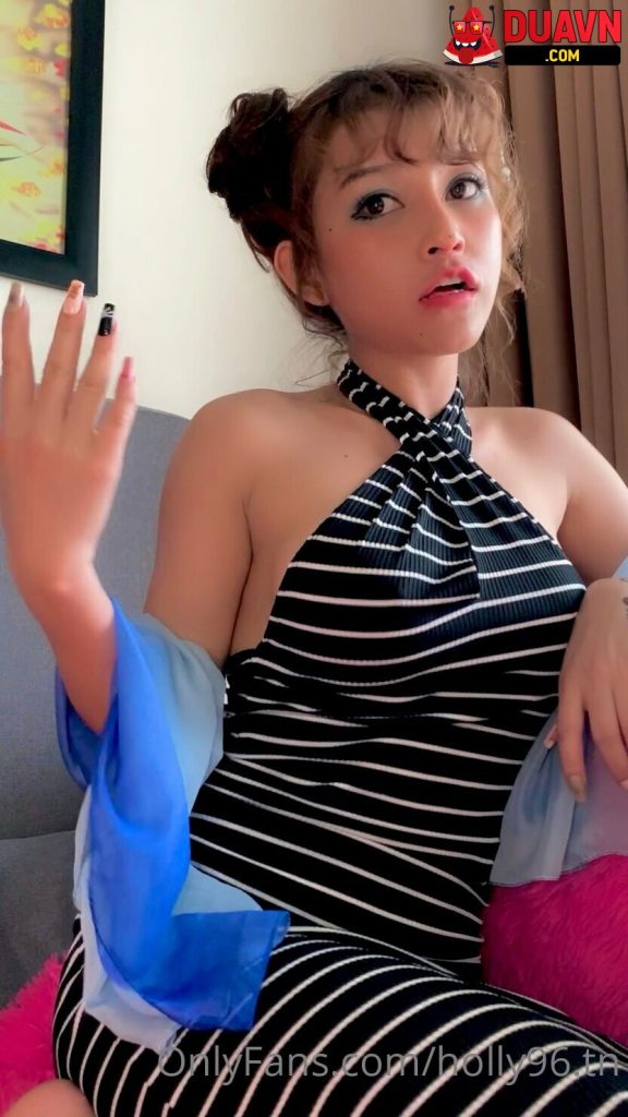 holly96.tn – Em xinh dâm leak OnlyFans