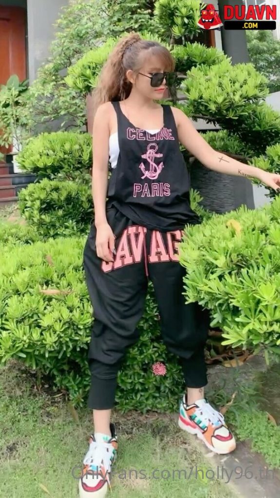 holly96.tn – Em xinh dâm leak OnlyFans