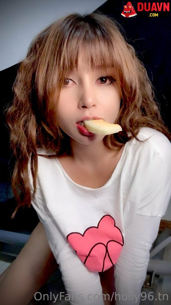 holly96.tn – Em xinh dâm leak OnlyFans