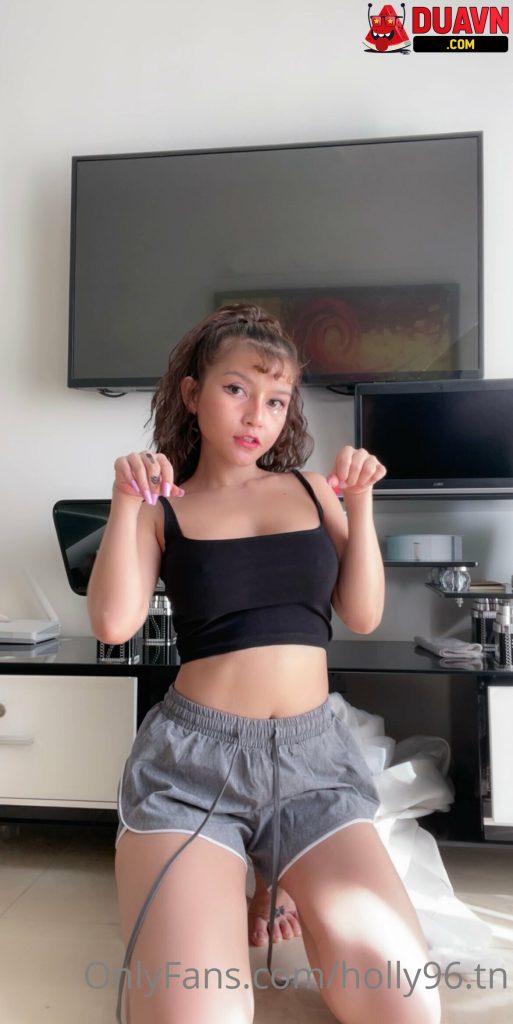 holly96.tn – Em xinh dâm leak OnlyFans