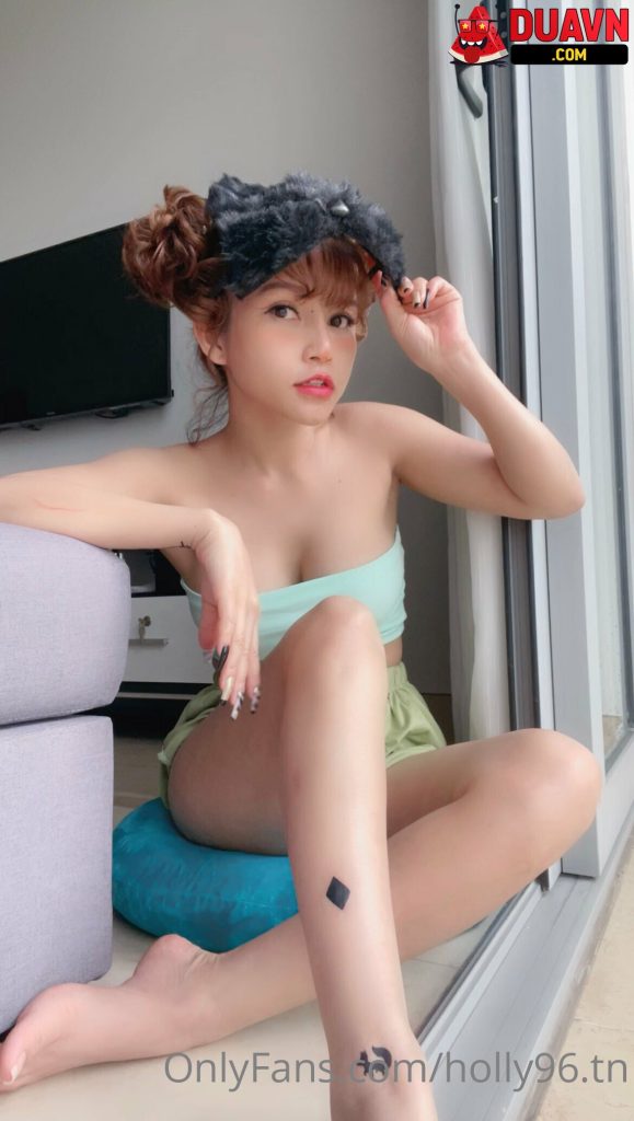 holly96.tn – Em xinh dâm leak OnlyFans