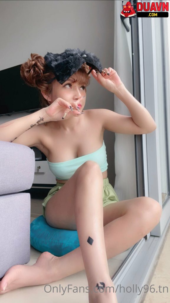 holly96.tn – Em xinh dâm leak OnlyFans