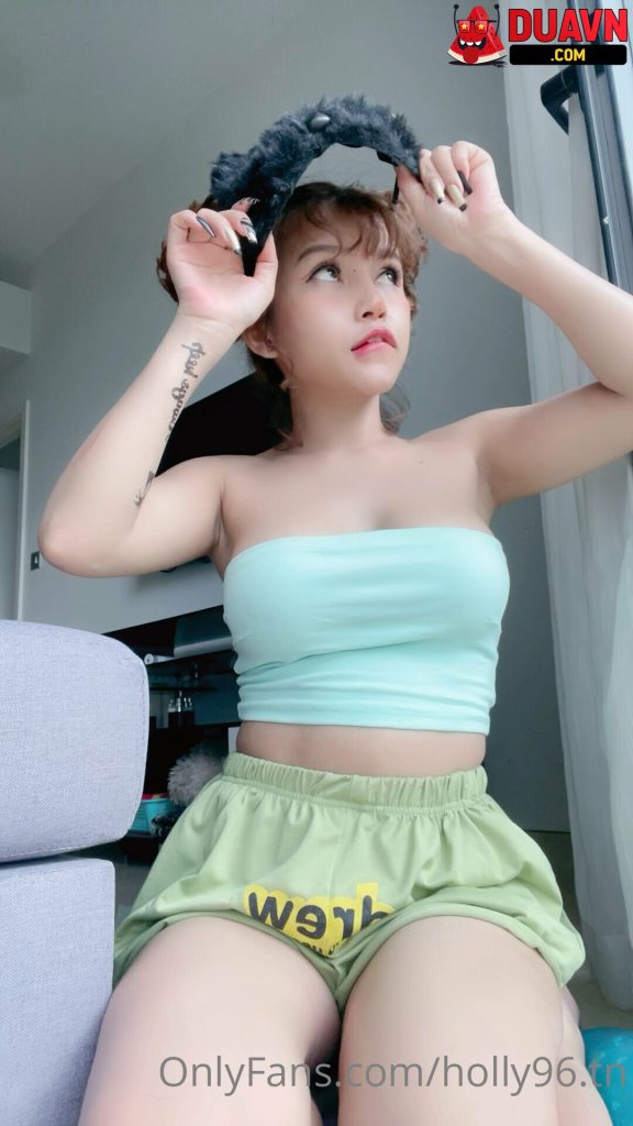 holly96.tn – Em xinh dâm leak OnlyFans