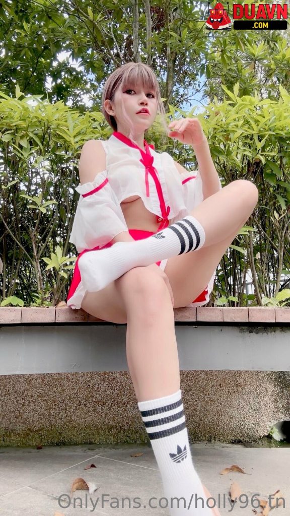 holly96.tn – Em xinh dâm leak OnlyFans
