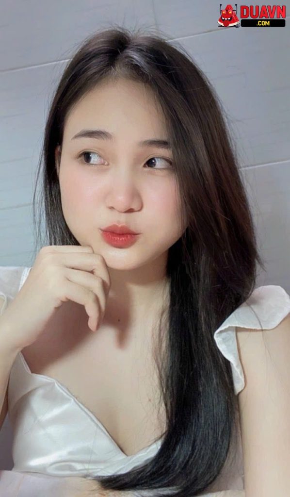 Nguyễn Ngọc Yến Nhi – Gái xinh lộ clip nóng