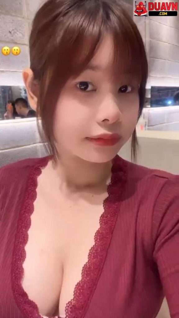 Em gái vú to bị bạn trai chơi xong bỏ, không nhận con