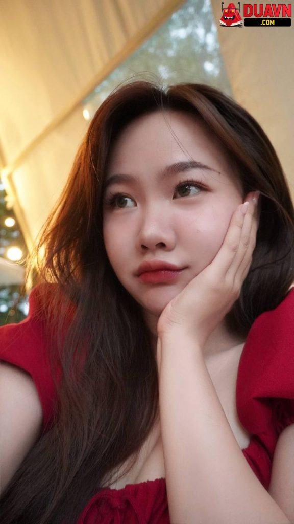 Bùi Huỳnh Ngân – Bú cu xong bị dập như máy khâu