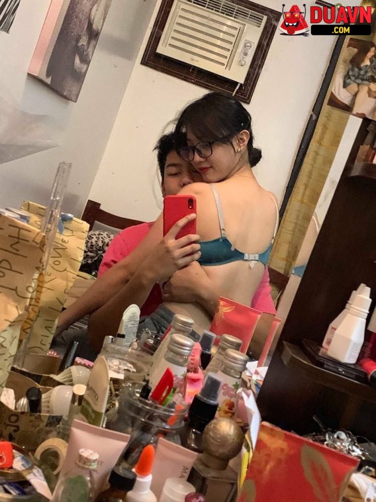 Vú to dáng ngon, bú cu cưỡi ngựa nhiệt tình