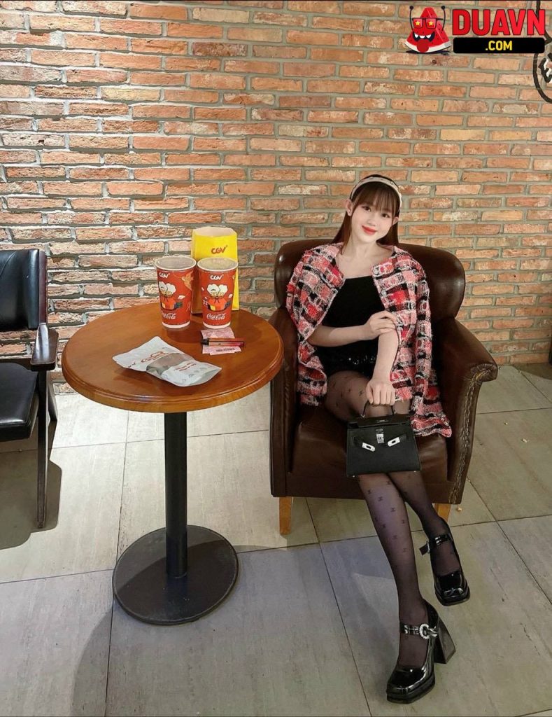 Hot insta lộ clip móc cua