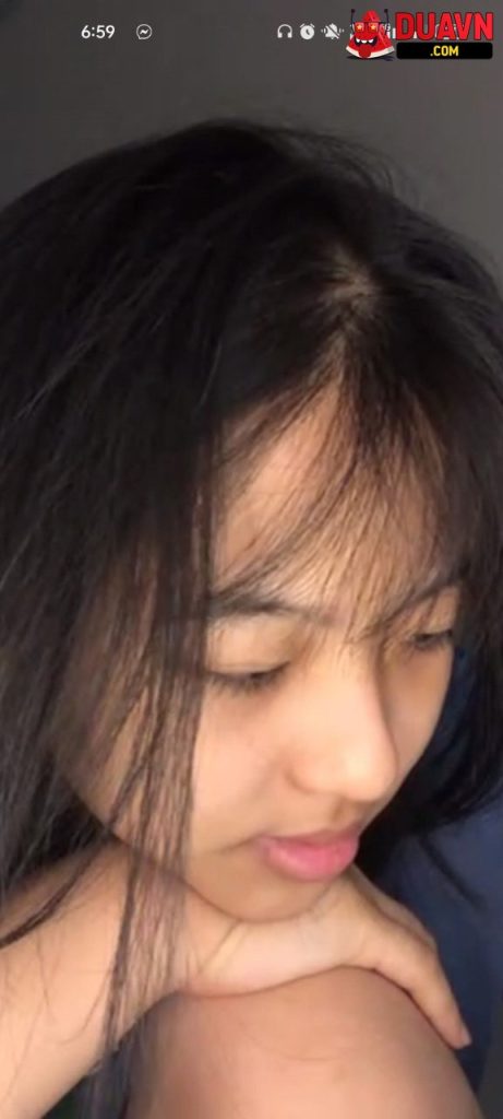 Thần dâm mỗi ngày call video sex với trai lạ