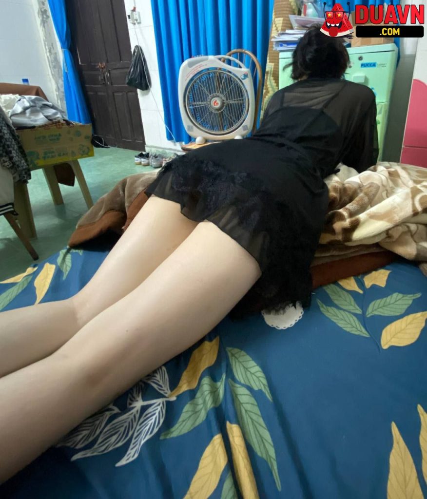 Bảo Ngân – Em da trắng nõn nà bị địt không thương tiếc