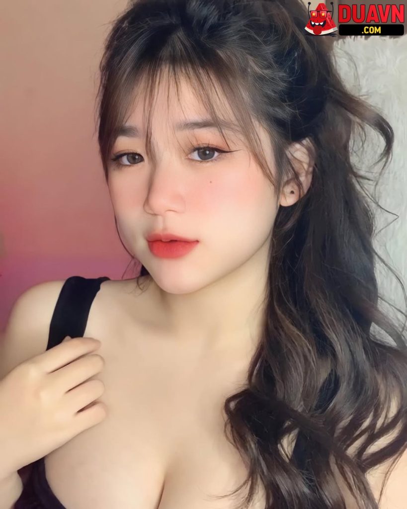 Trâm Anh – calliope04 – Hot tiktoker lộ clip chat sex với fan