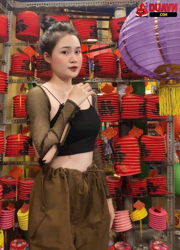 Nguyễn Ngọc Yến Nhi – Gái xinh lộ clip nóng