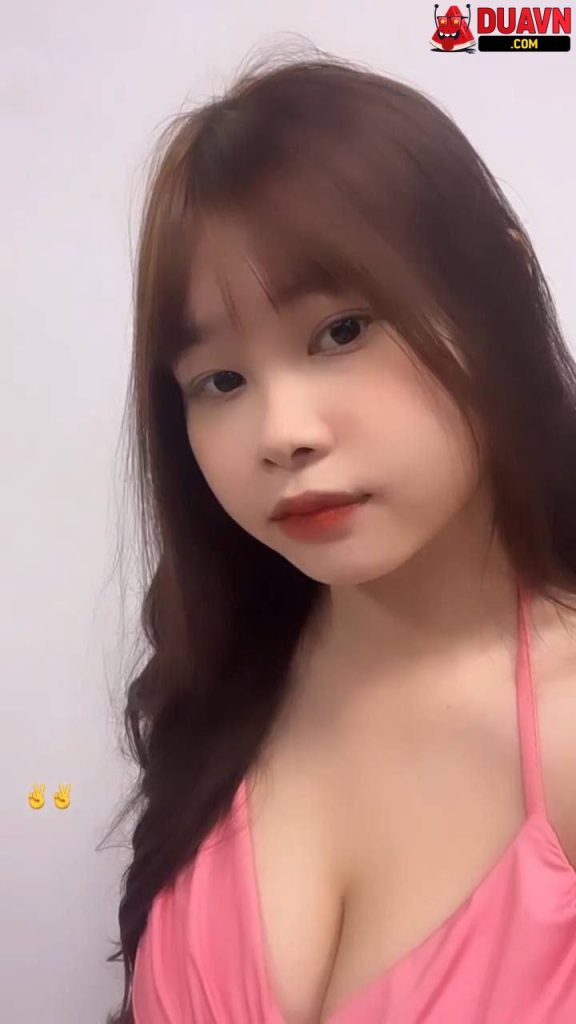Em gái vú to bị bạn trai chơi xong bỏ, không nhận con