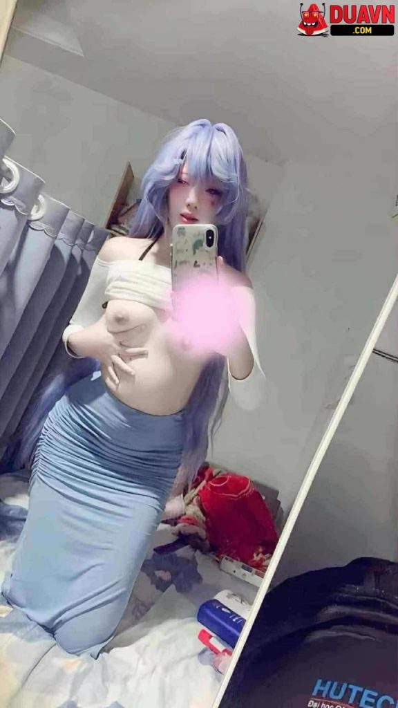 Lâm Tâm Như Cosplay – em chân dài lộ clip nóng