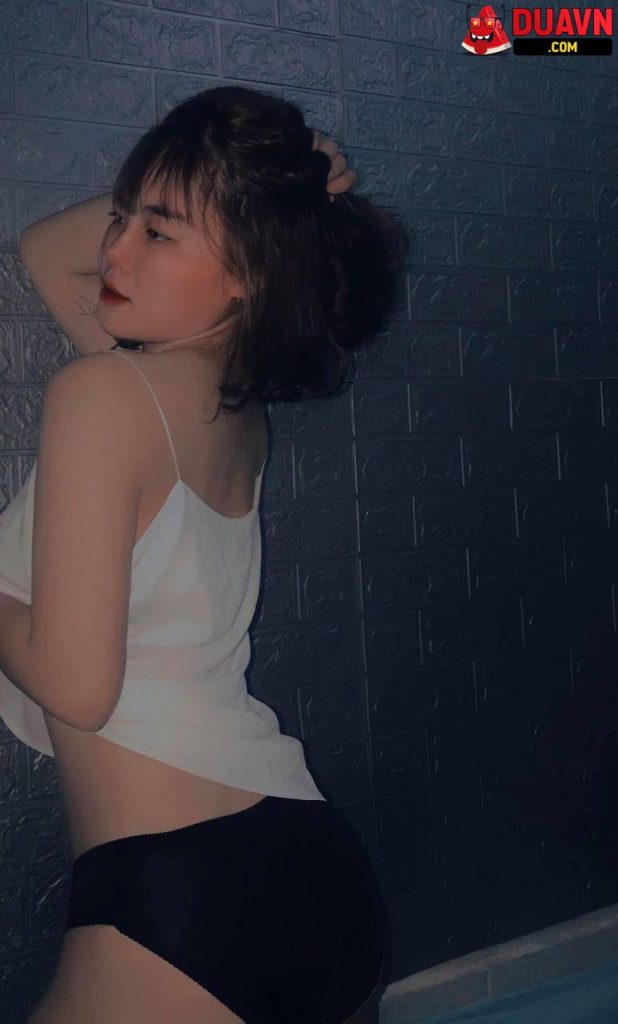 Mai Linh – Chiều người yêu mặc đồ cosplay địt cho máu