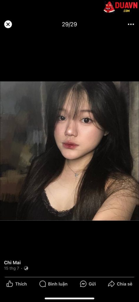 Chi Mai – Gái non mặt xinh bím hồng