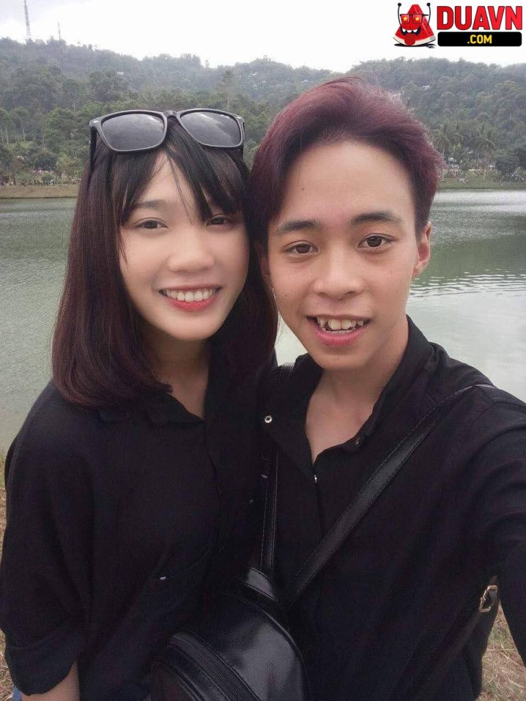 Em ghệ vú to lông rậm siêu dâm