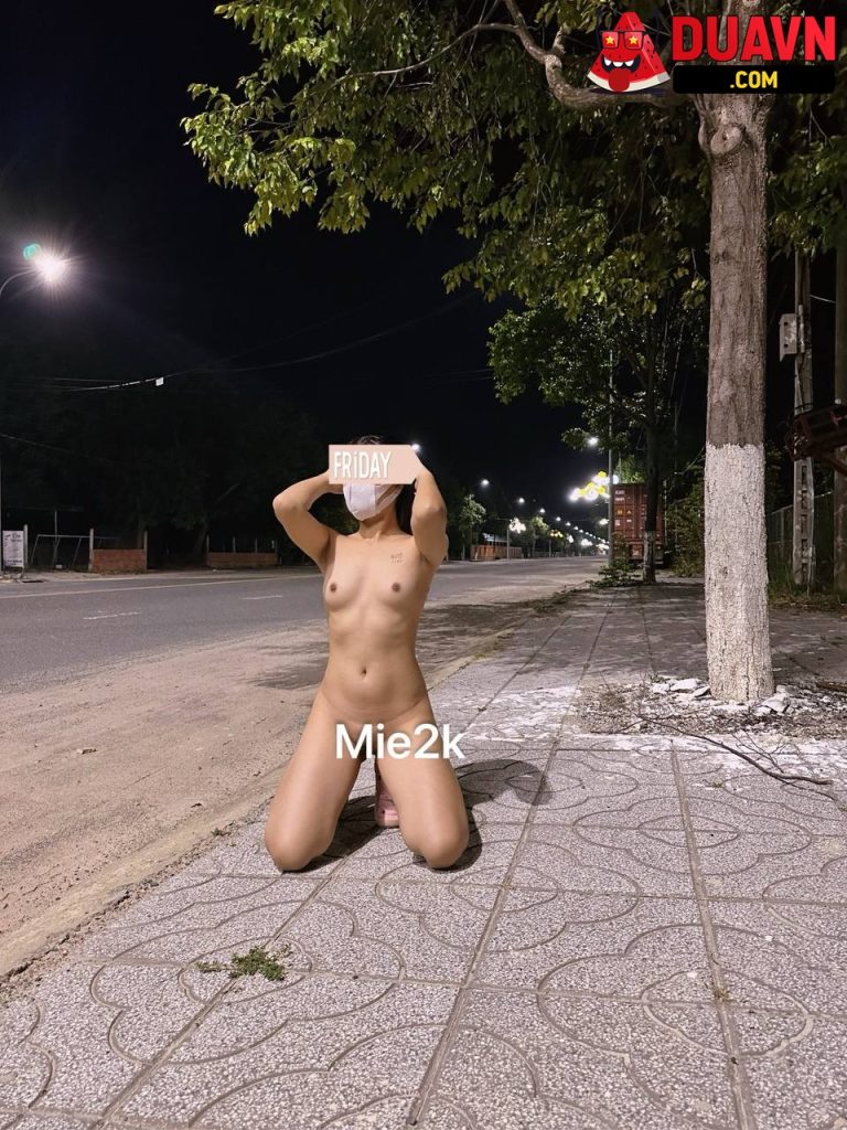 Mie2k – Cởi đồ hoà mình với thiên nhiên – 37 videos