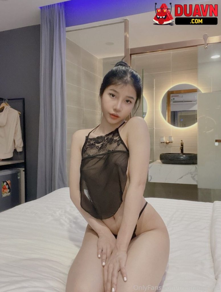 ThuTrang1413 – Gái xinh onlyfans